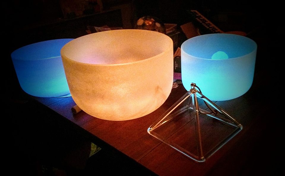 Crystal singing bowl